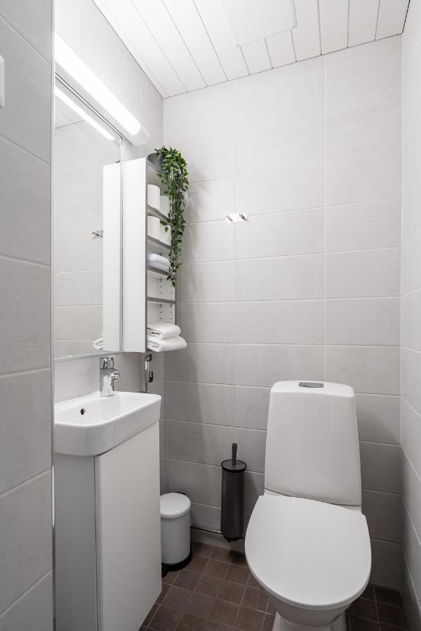 "Penthouse" - Renovated 1Br Apt With Sauna & 60M2 Private Terrace, Hosted By 2Ndhomes Tampere Extérieur photo